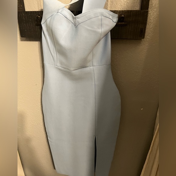 Elegant Blue Women’s Dress - Picture 2 of 7